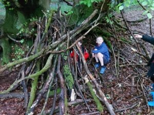 Den Building
